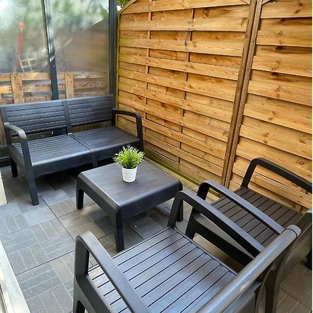 Апартаменты Grand F3 A 30Mn De Paris - Terrasse + Parking Prive Сент-Уан-л'Омон Экстерьер фото